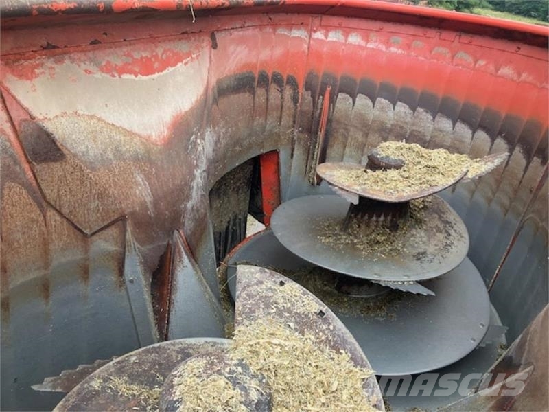 Kuhn Profile 15.2 DS mixervogn Fullfodervagnar