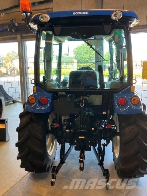 New Holland Boomer 35 CAB ST5 Kleintraktoren