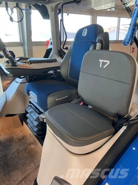 New Holland T7.300 AC New Gen Traktorer