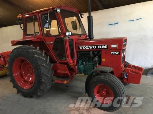 Volvo 2250 - 2wd Traktorer