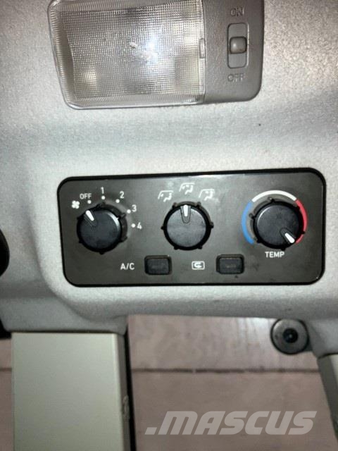 Yanmar YT359 TRAKTOR Manjši traktorji