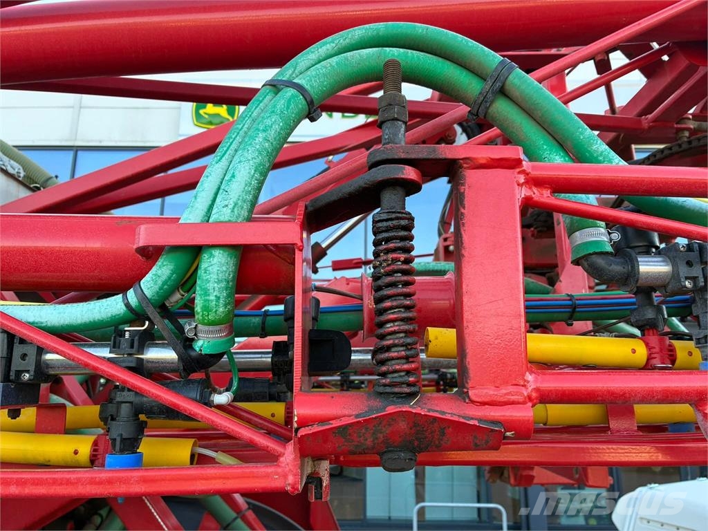 Bateman RB35 Self-propelled sprayers