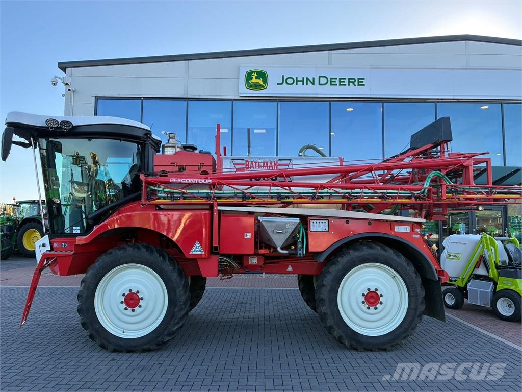 Bateman RB35 Self-propelled sprayers
