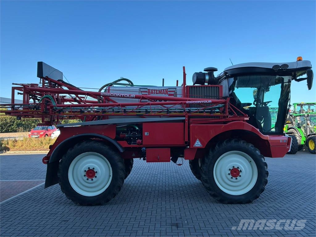 Bateman RB35 Self-propelled sprayers