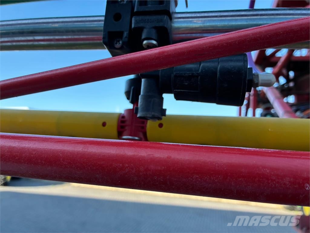 Bateman RB35 Self-propelled sprayers