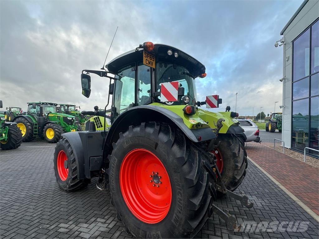 CLAAS Arion 610 Tractors
