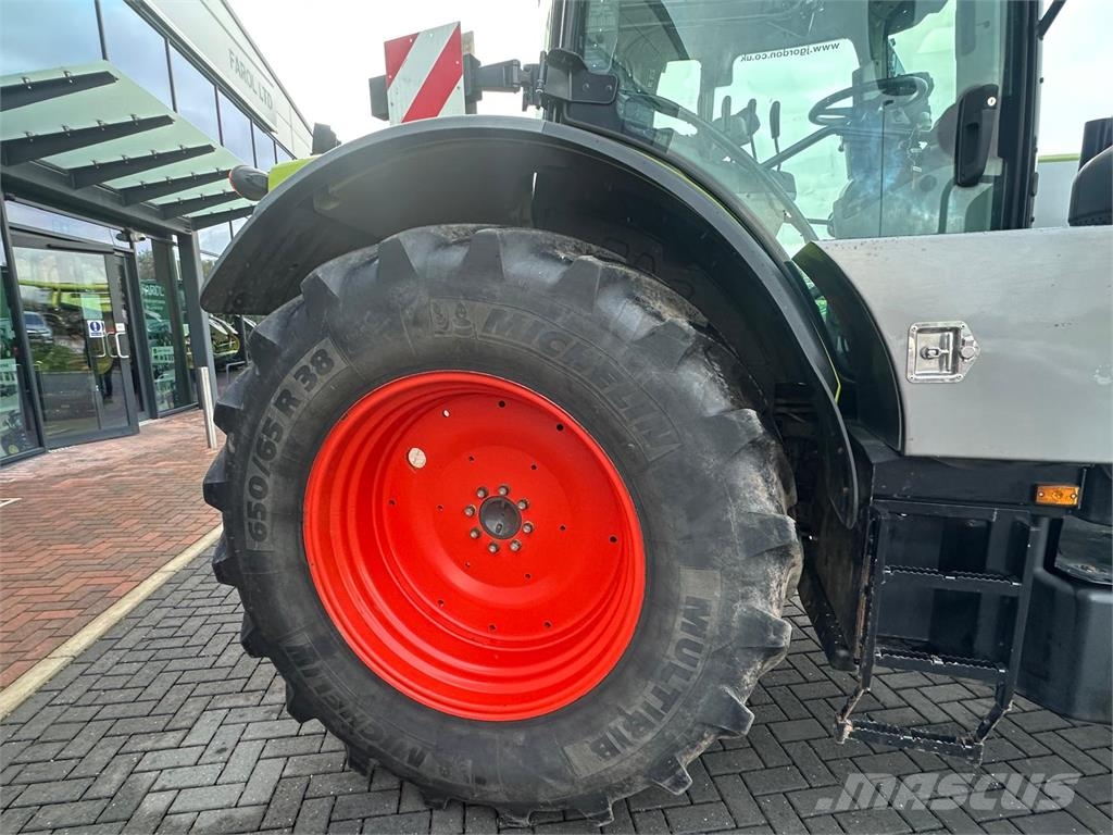CLAAS Arion 610 Tractors