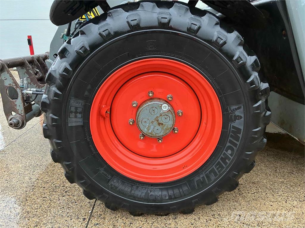 CLAAS Scorpion 7035 Põllumajanduslikud teleskoopkäitlejad