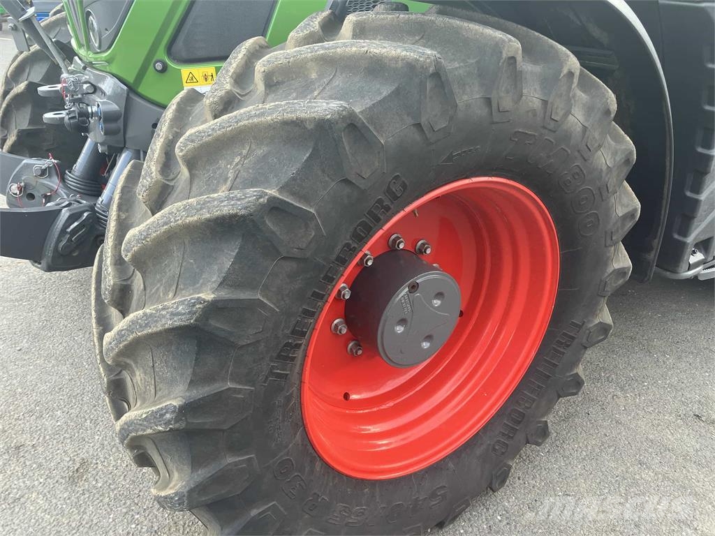 Fendt 720 Power+ الجرارات