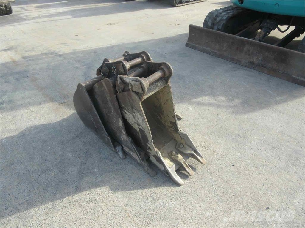 Hitachi ZX33U-5A Raupenbagger