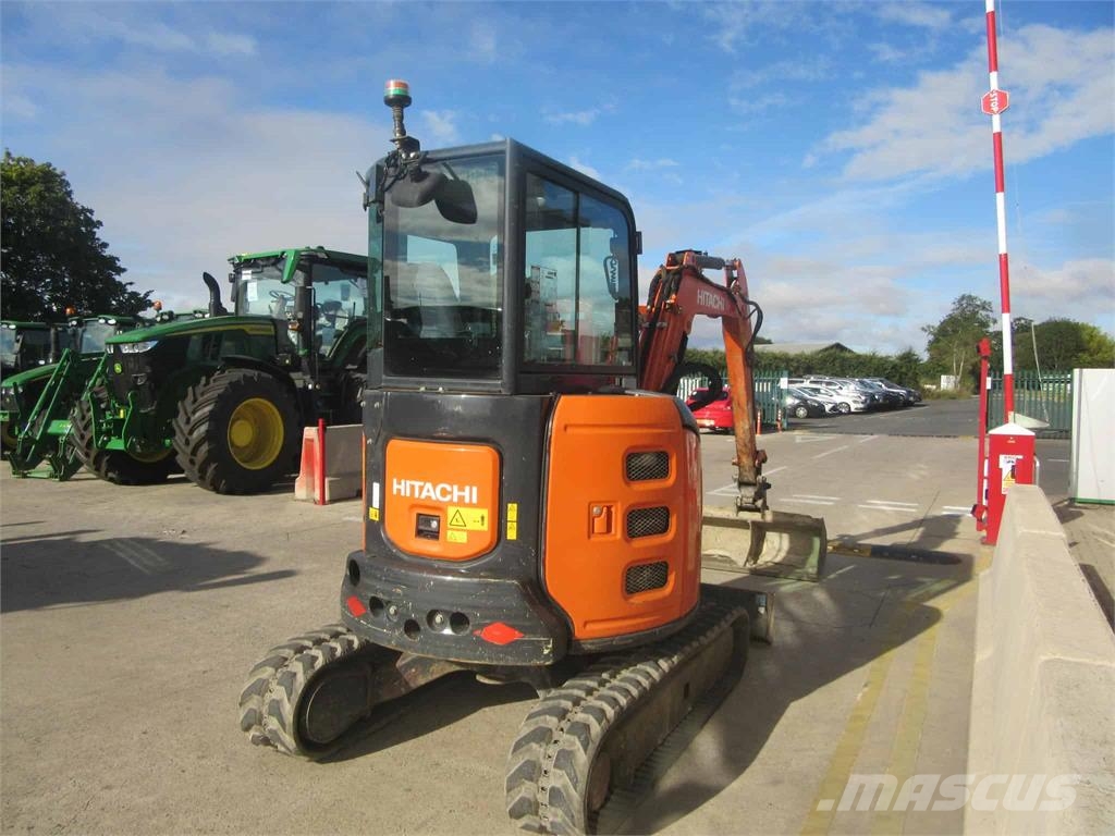 Hitachi ZX33U-5A Raupenbagger
