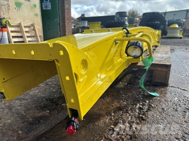 John Deere 10 Row Spout Extension Silokombainid