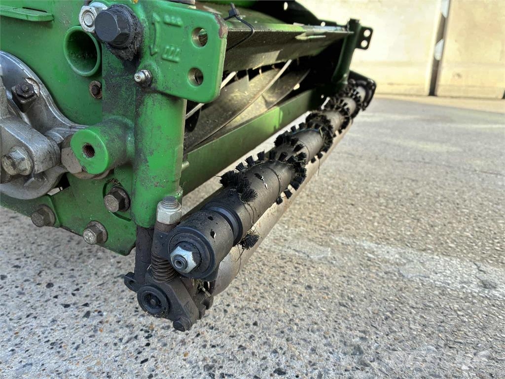 John Deere 2653B Walk-behind косилка