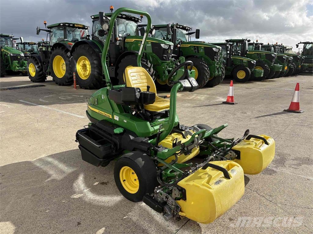 John Deere 2750E Hybrid Tosaerba a spinta