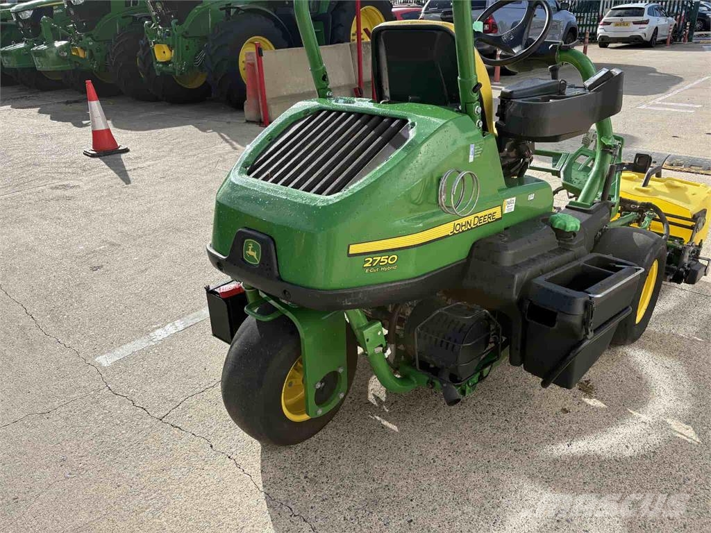 John Deere 2750E Hybrid Tosaerba a spinta