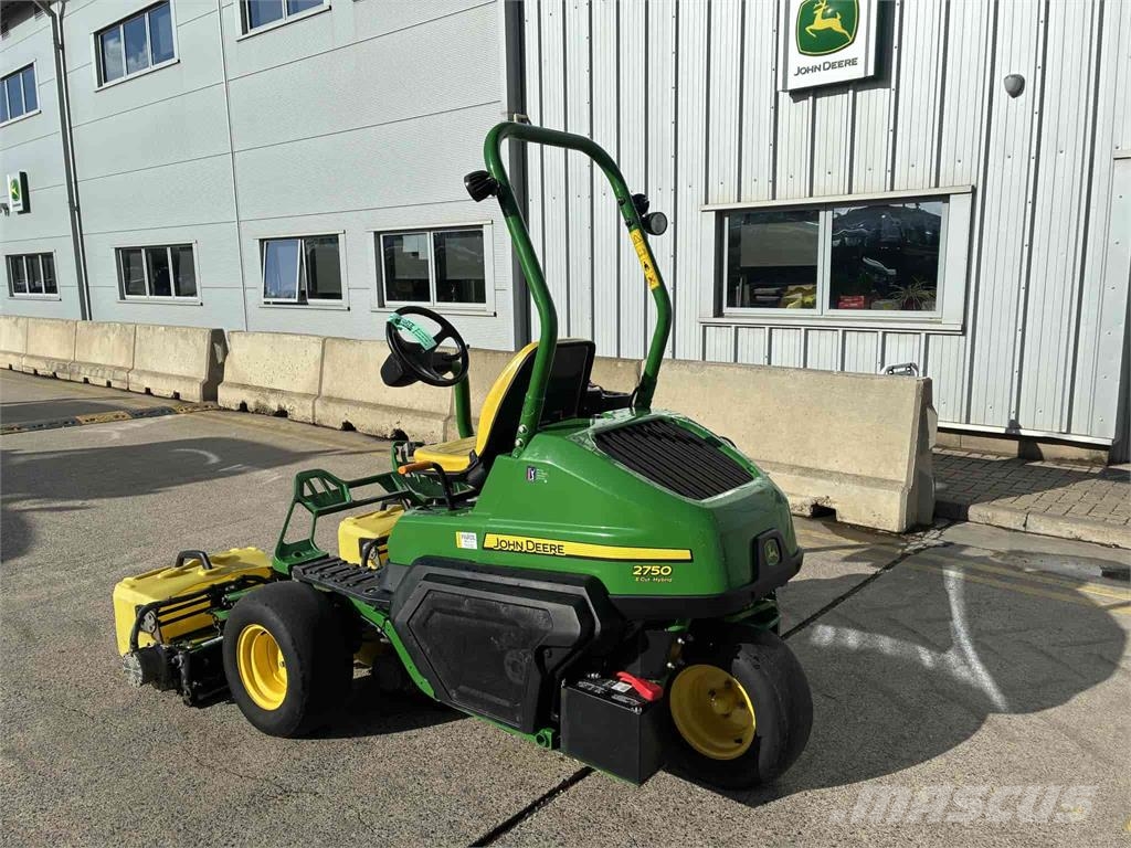 John Deere 2750E Hybrid Tosaerba a spinta