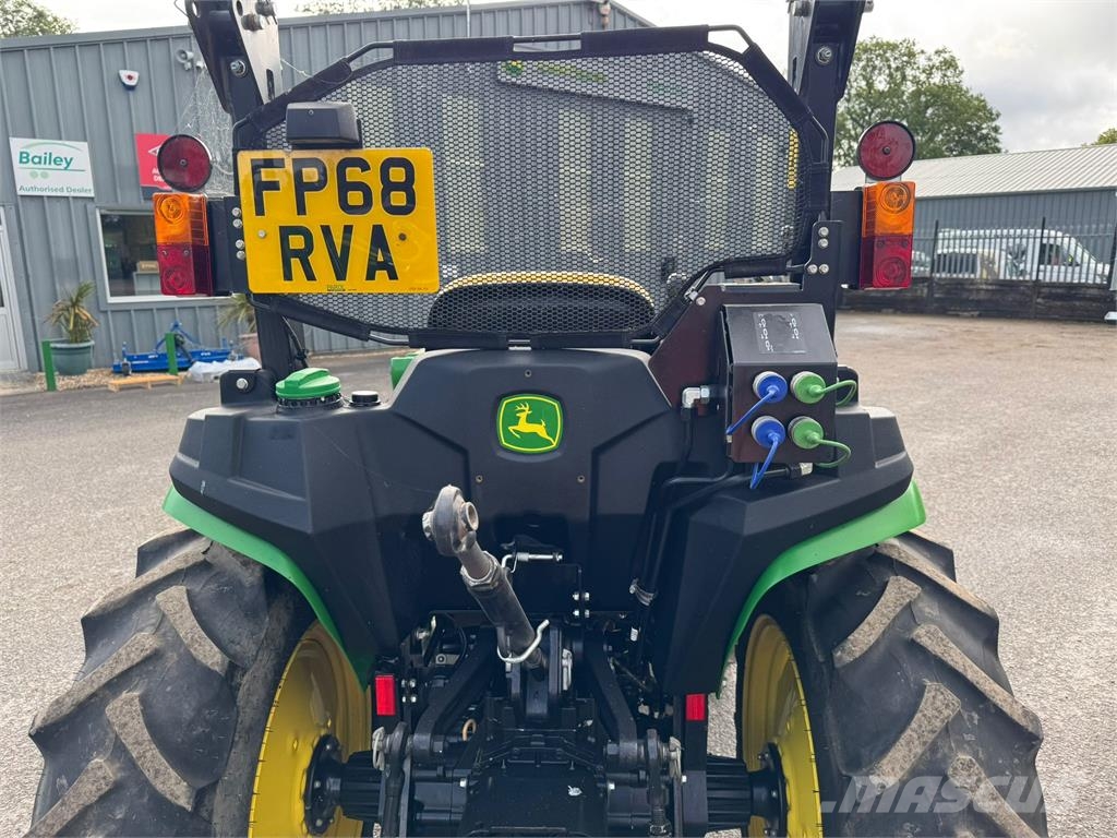 John Deere 3038E 소형 트랙터