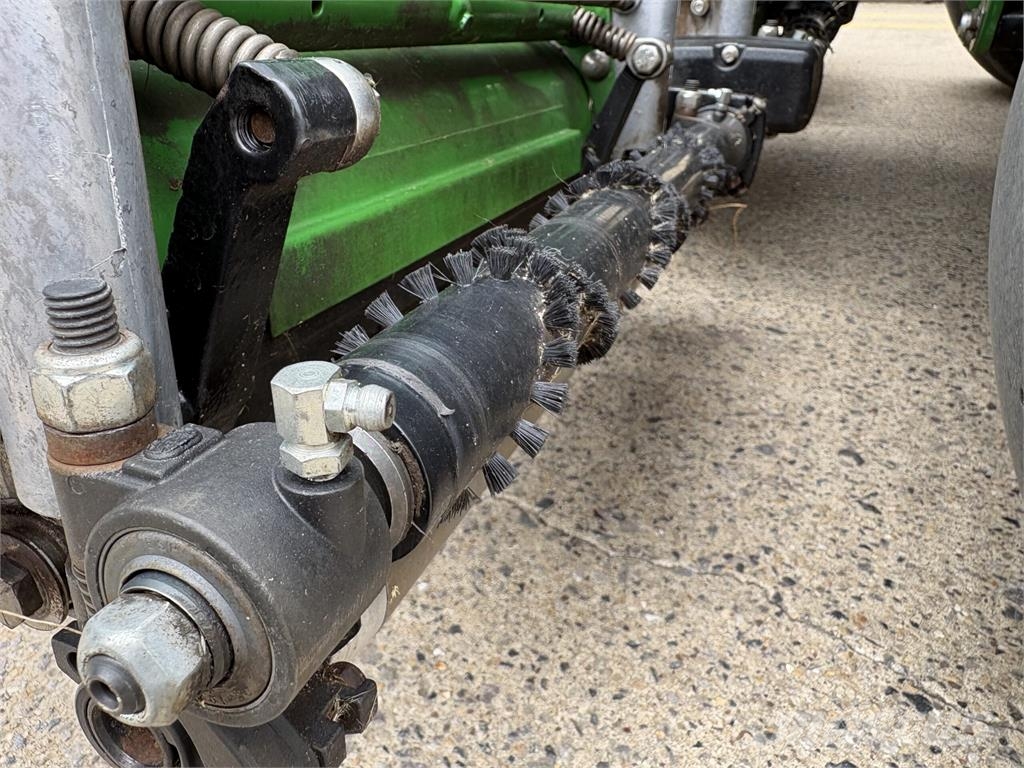John Deere 6080A Walk-behind mowers