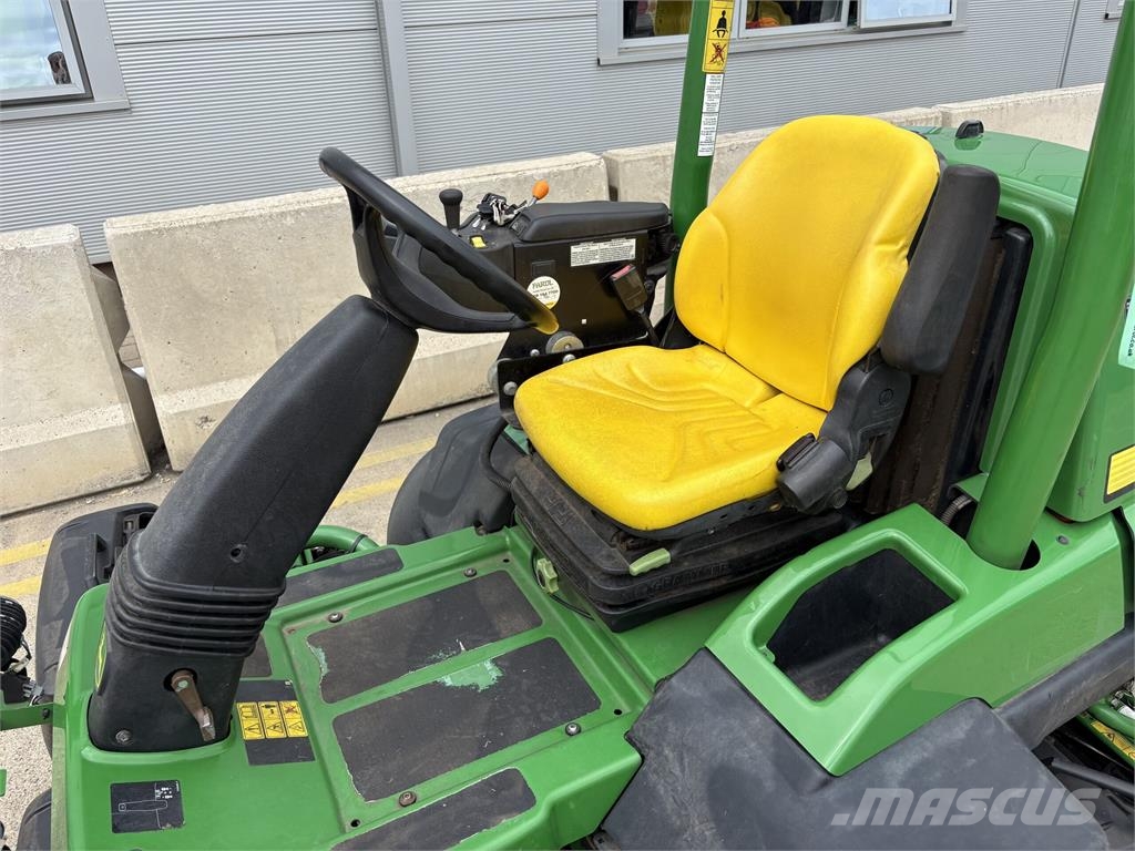 John Deere 6080A Walk-behind mowers