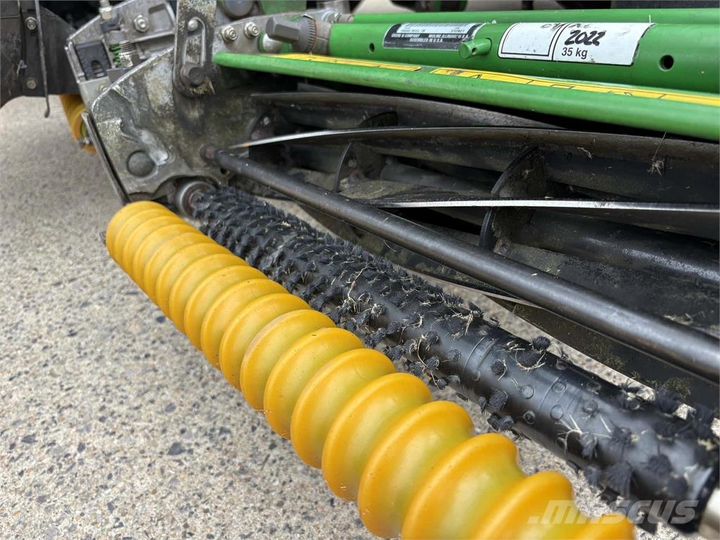 John Deere 6080A Walk-behind mowers