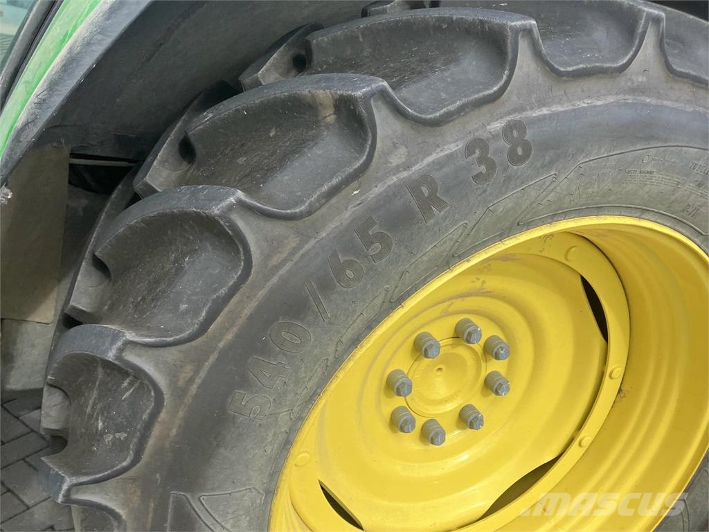 John Deere 6110M Tractors