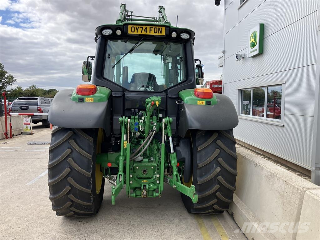 John Deere 6120M الجرارات