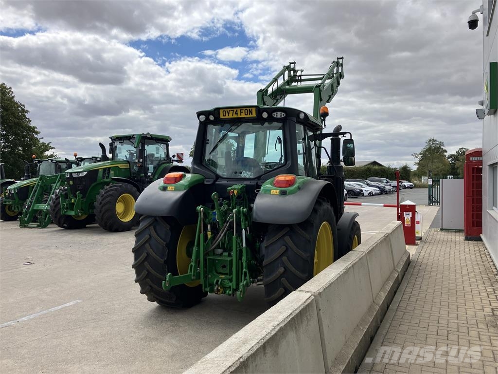 John Deere 6120M الجرارات