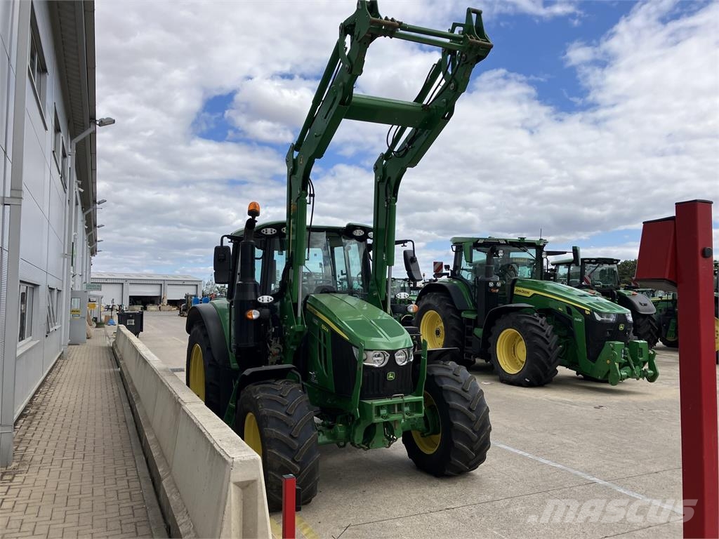 John Deere 6120M الجرارات