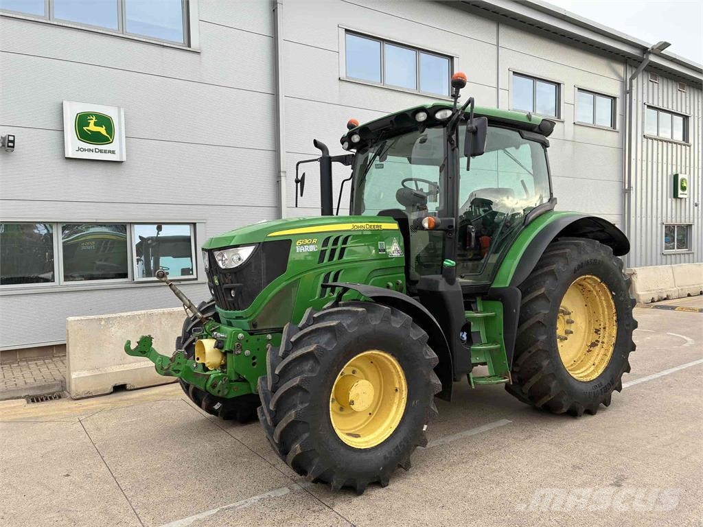 John Deere 6130R Traktori