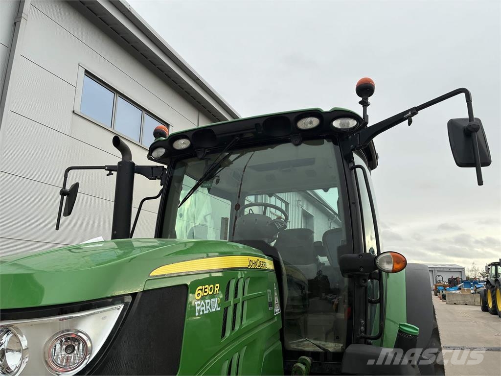 John Deere 6130R Traktori
