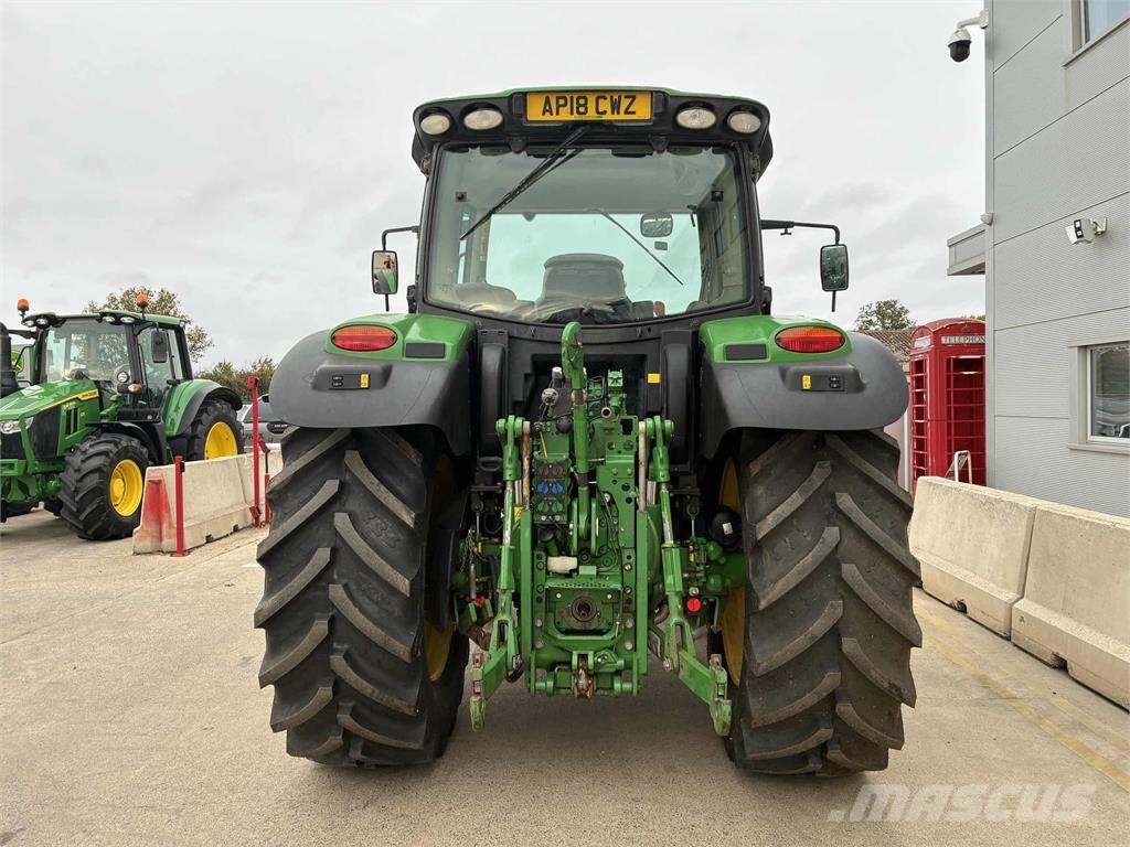 John Deere 6130R Traktori