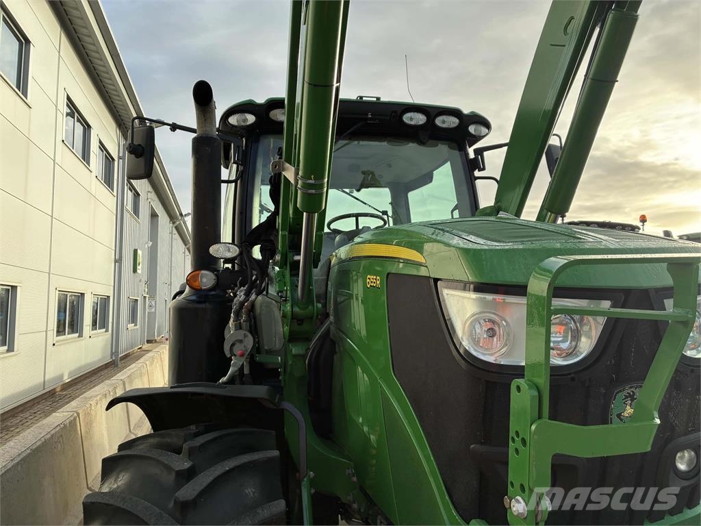 John Deere 6155R الجرارات