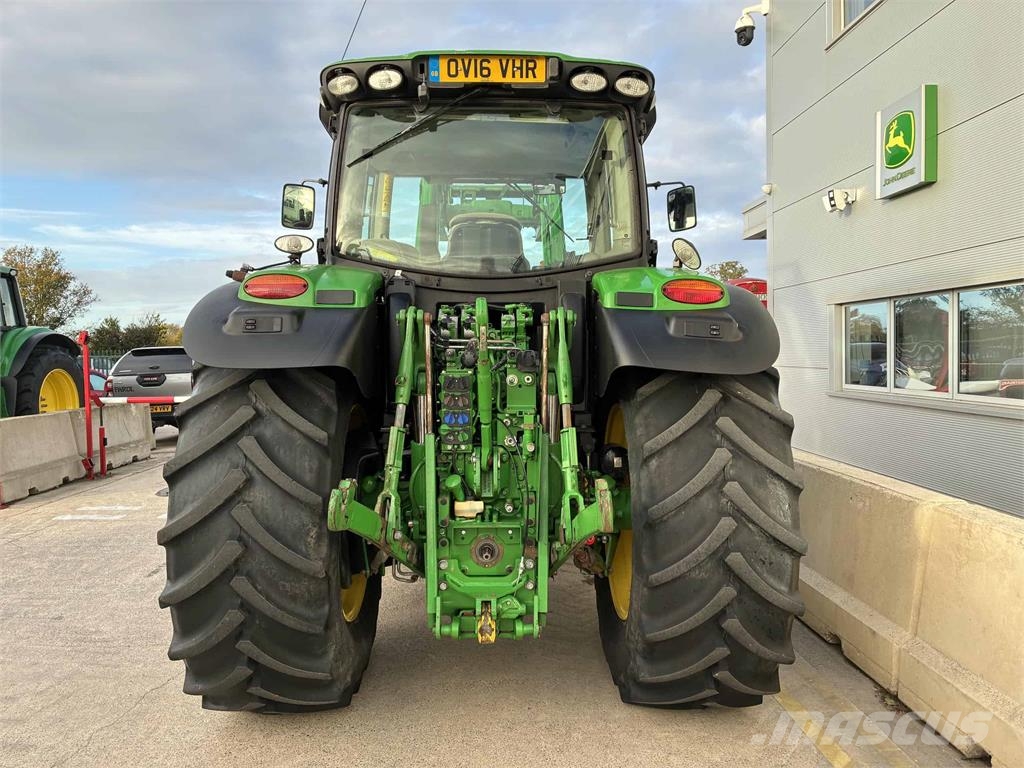 John Deere 6155R الجرارات