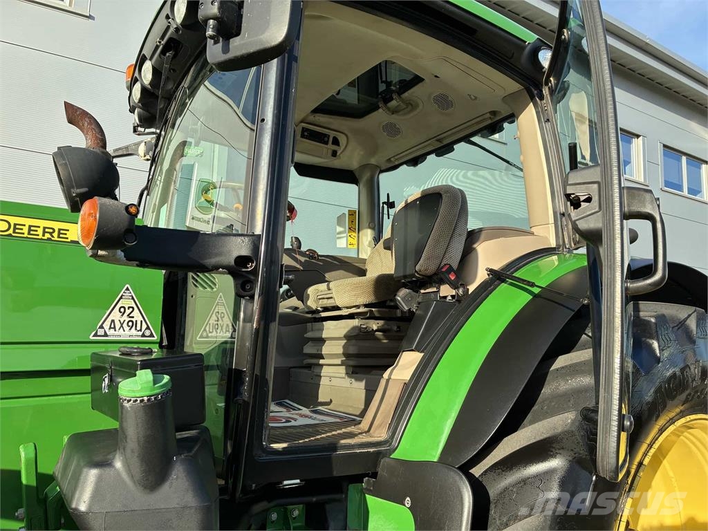 John Deere 6155R الجرارات