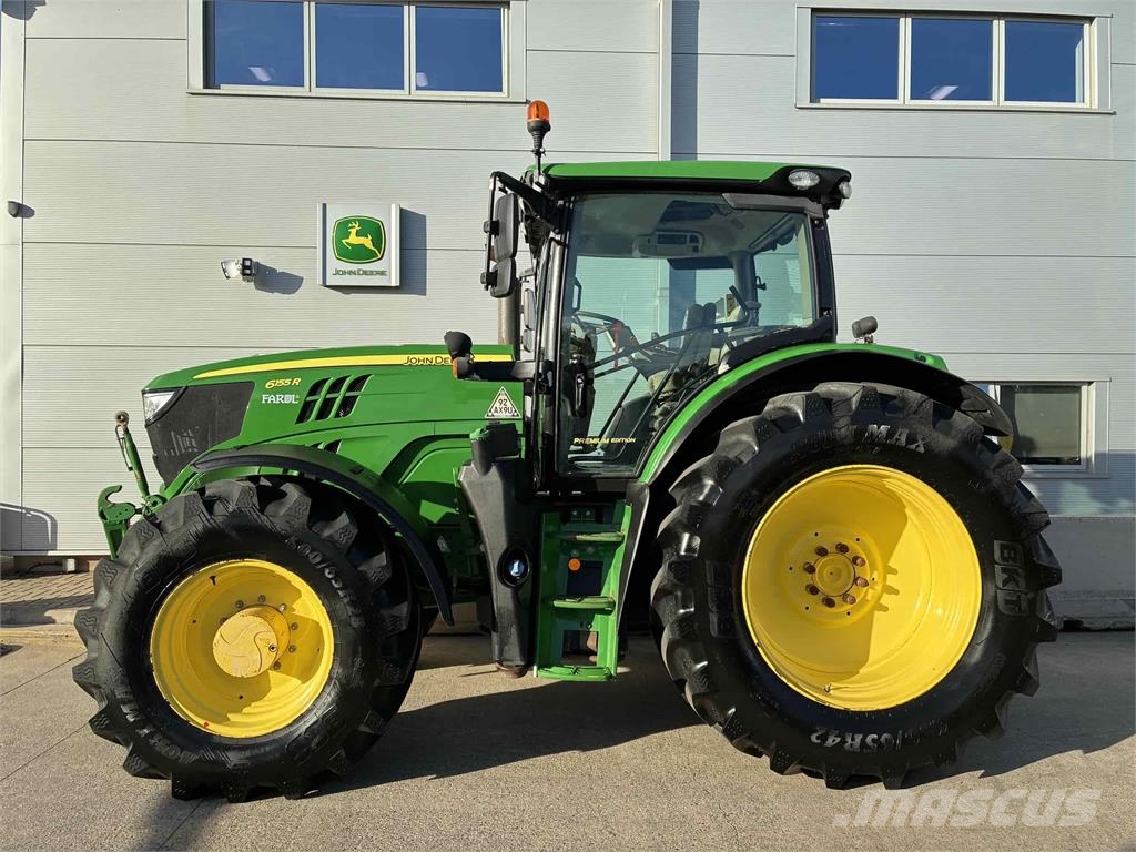 John Deere 6155R الجرارات