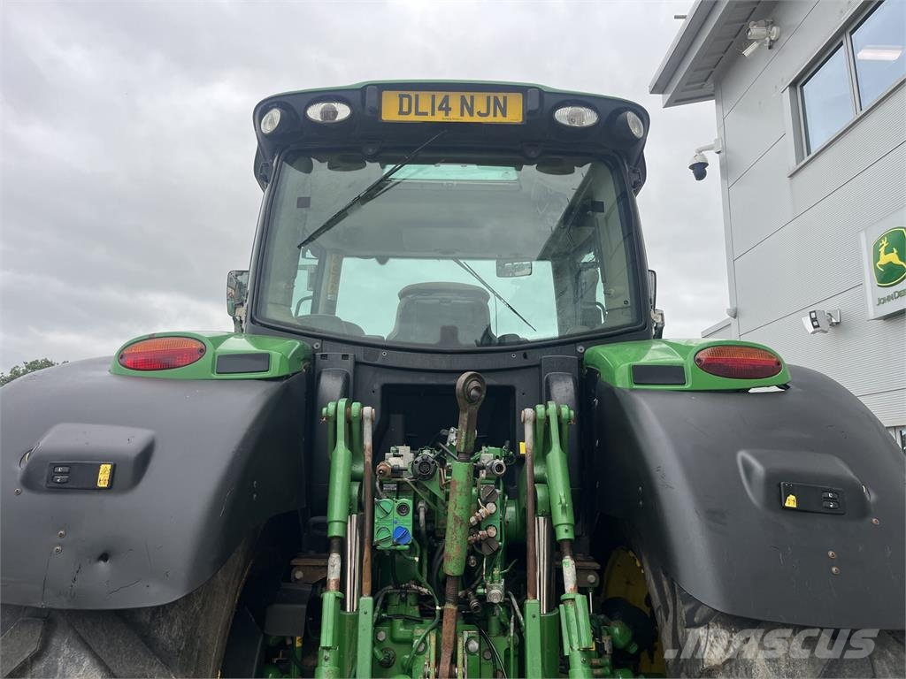John Deere 6190R Traktory