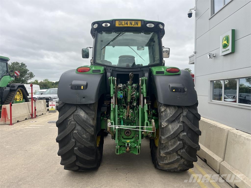 John Deere 6190R Traktory