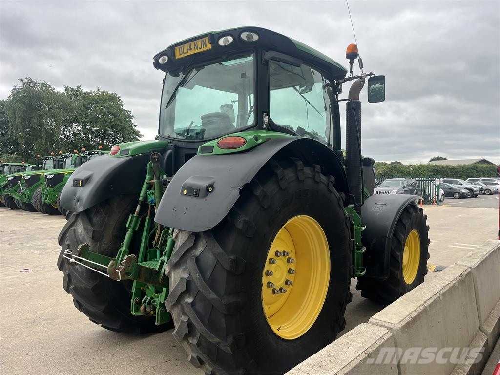 John Deere 6190R Traktory