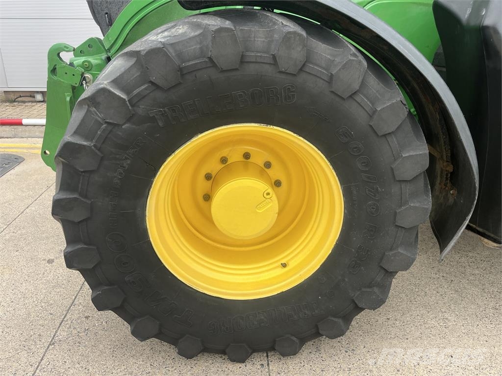 John Deere 6190R Traktory
