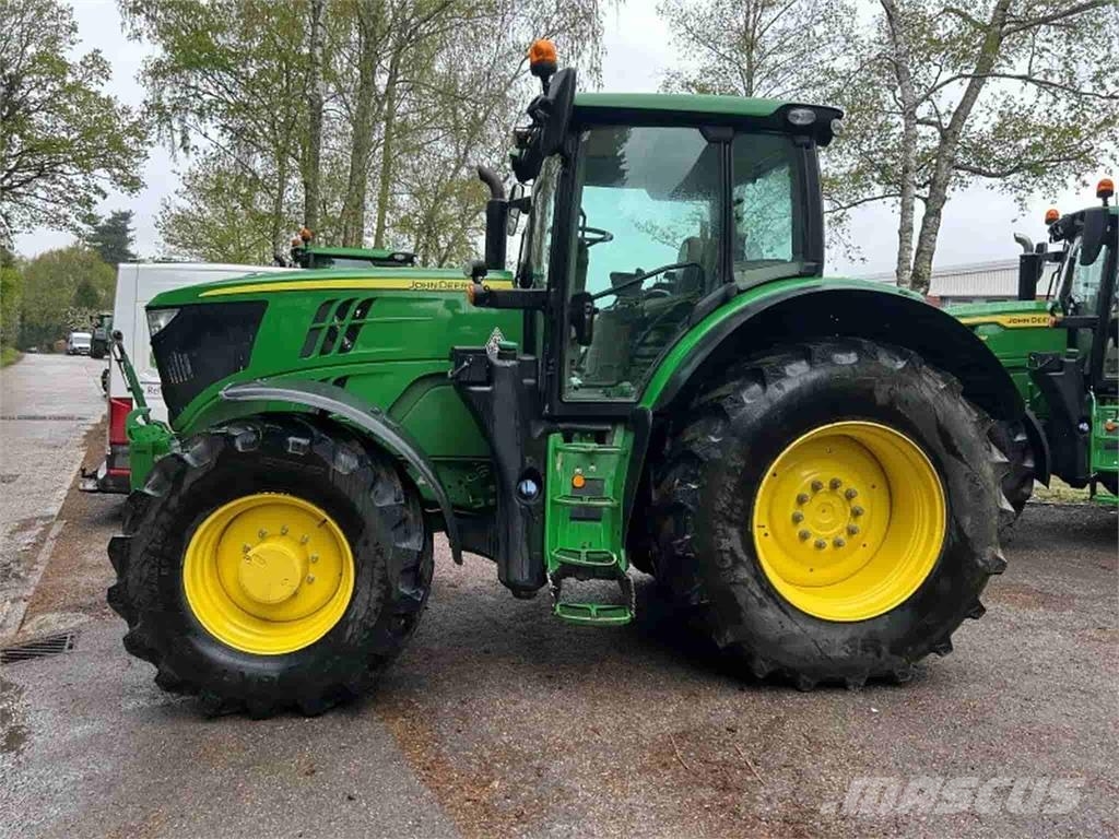 John Deere 6195R Трактори