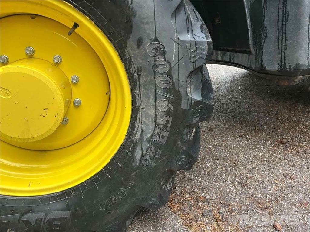 John Deere 6195R Трактори