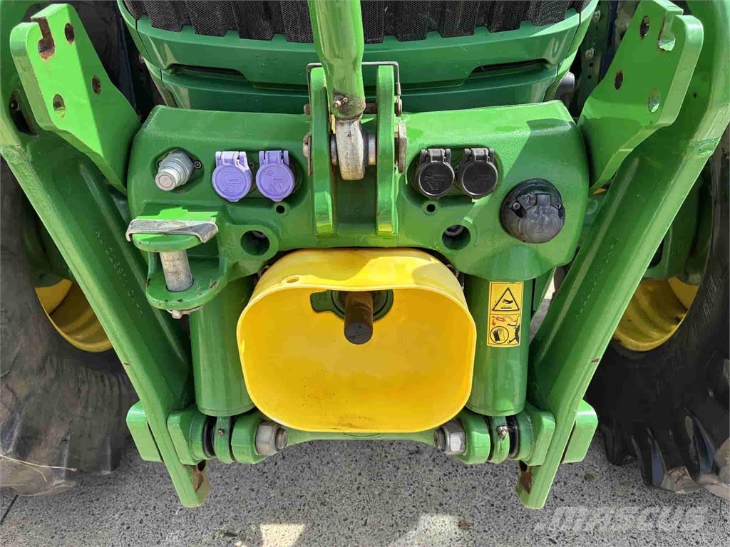 John Deere 6195R Τρακτέρ