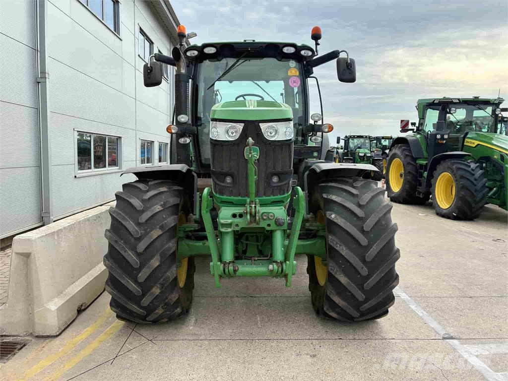 John Deere 6210R 拖拉机/农用车