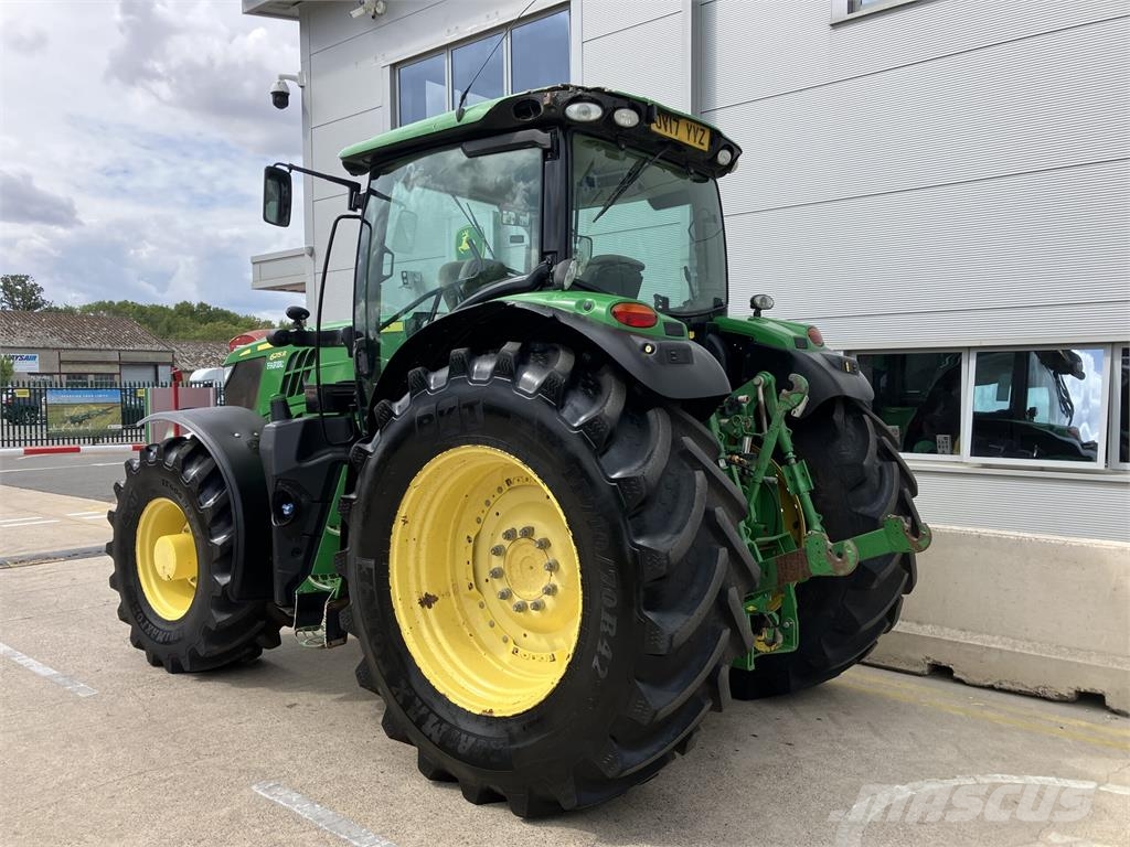 John Deere 6215R 拖拉机/农用车