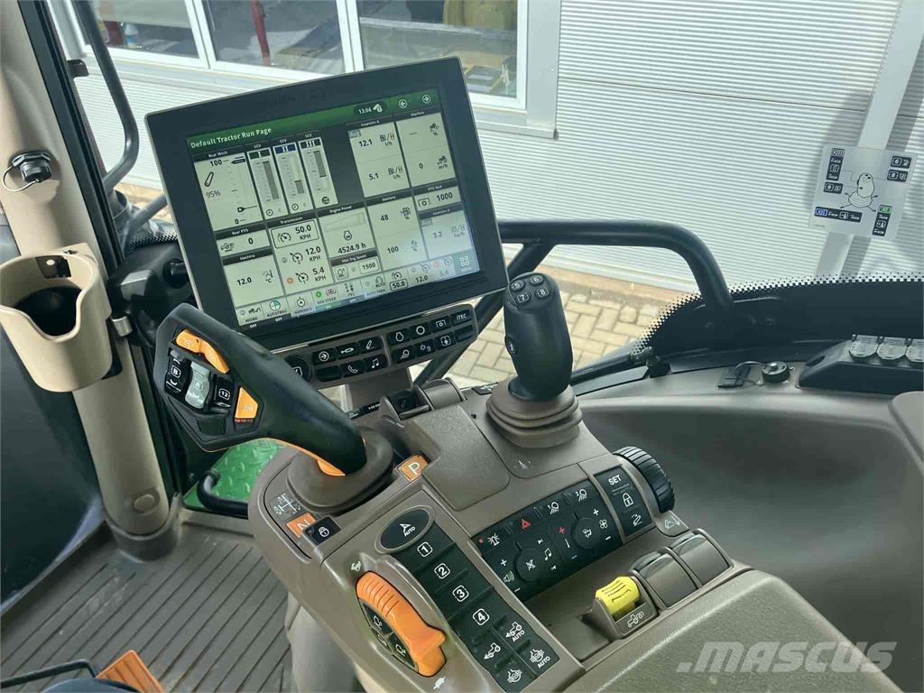 John Deere 6250R Traktoriai