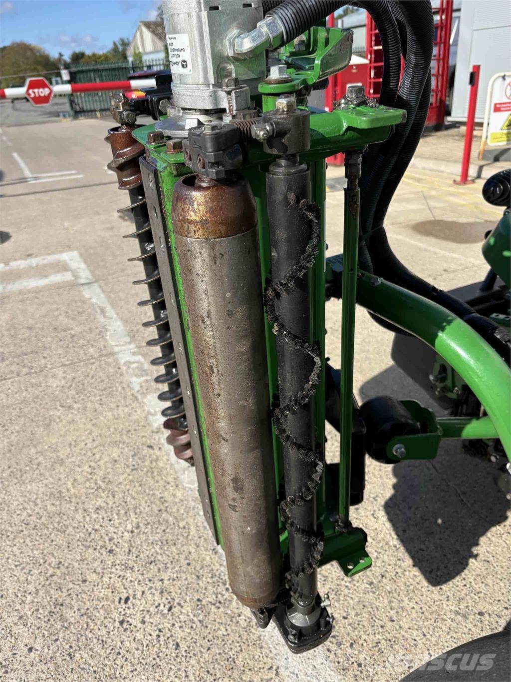 John Deere 6700AE Handgeführte Rasenmäher