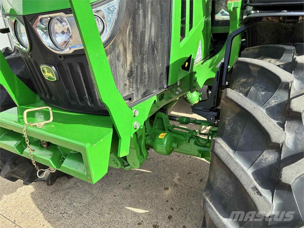 John Deere 6M 125 الجرارات