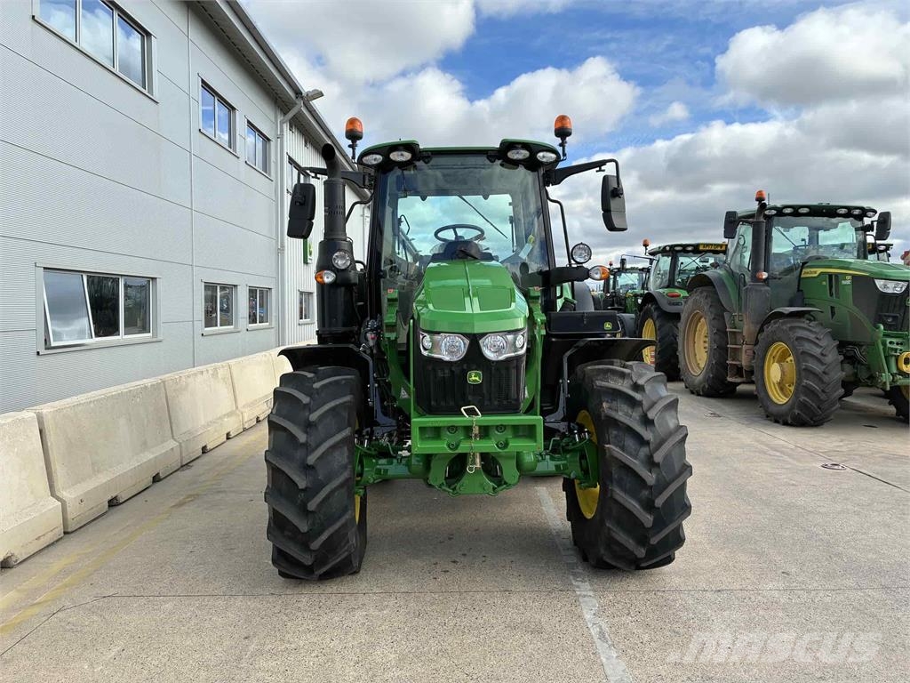 John Deere 6M 125 الجرارات