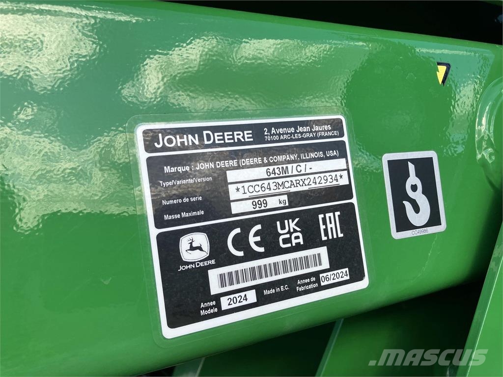 John Deere 6M 130 الجرارات