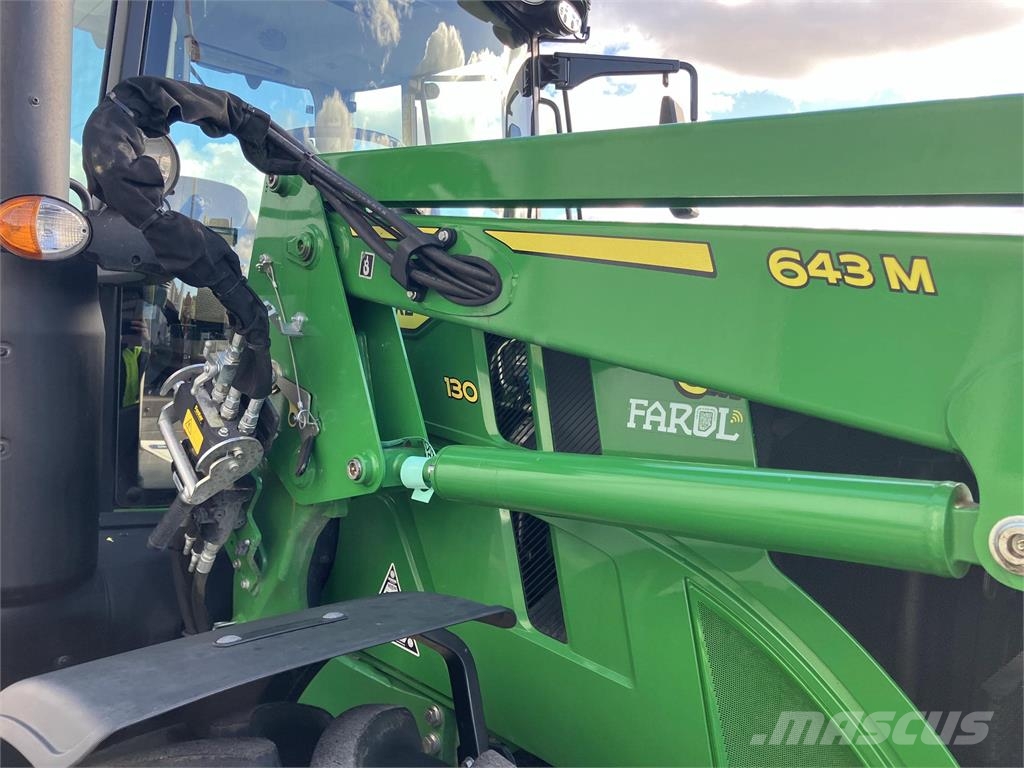 John Deere 6M 130 الجرارات